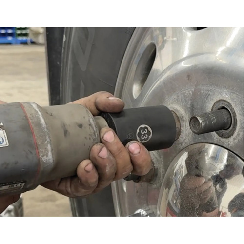 Jeu de douilles hexagonales et h&eacute;licoidales pour &eacute;crous de roue de camion NTL Industrial