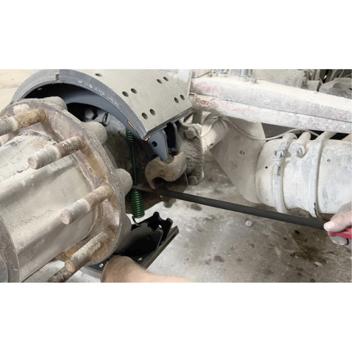 Fourche pour ressort de frein trait&eacute;e thermiquement avec tige extra-longue NTL Industrial