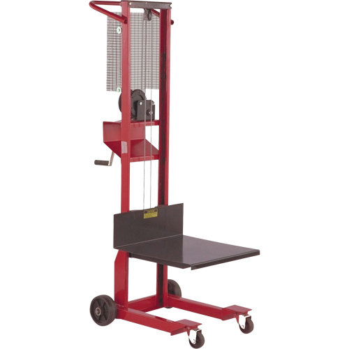 Empileur &agrave; plateforme, M&eacute;canisme Treuil manuel, Capacit&eacute; de 500 lb, Levage max de 54" NTL Industrial