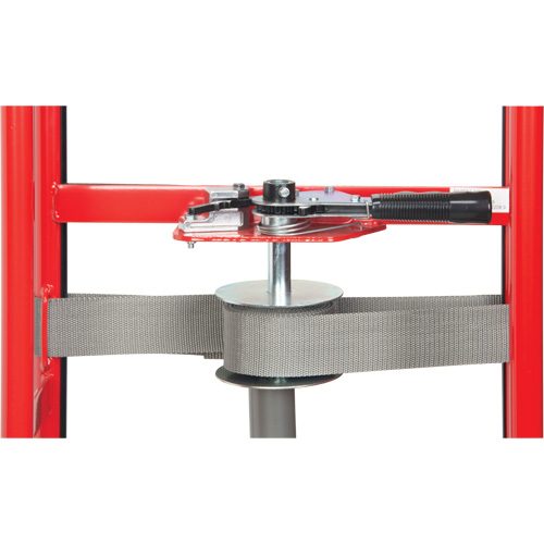 Diable de calibre industriel pour &eacute;lectrom&eacute;nagers, Acier, Capacit&eacute; 550 lb, 24" la x 59" h NTL Industrial