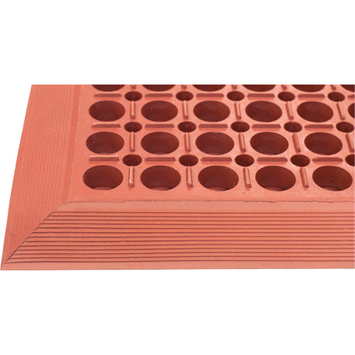 Competitor Series Mats, Slotted, 3' x 5' x 7/8", Orange, Natural Rubber NTL Industrial