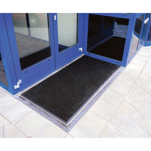 Gritstop Fingermat Matting, Rubber, Scraper Type, Textured Pattern, 2' x 2-2/3', Black NTL Industrial