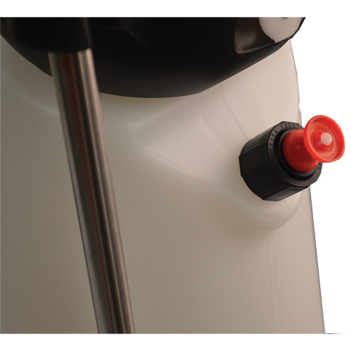 Vaporisateur moussant &agrave; compression s&eacute;rie nettoyage & restauration, 2 gal. (9 L), Poly&eacute;thyl&egrave;ne, Lance de 21" NTL Industrial