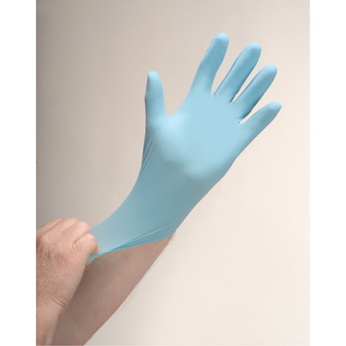 Gants d'examen r&eacute;sistants &agrave; la perforation, Petit, Nitrile, 4,5 mils, Poudr&eacute;s, Bleu NTL Industrial
