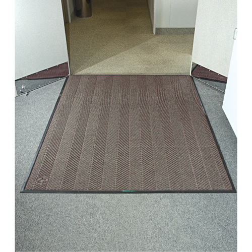 Tapis Waterhog Eco Elite, Essuie-pieds/grattoir, 4' x 20' x 3/8", Brun ch&acirc;taignier NTL Industrial