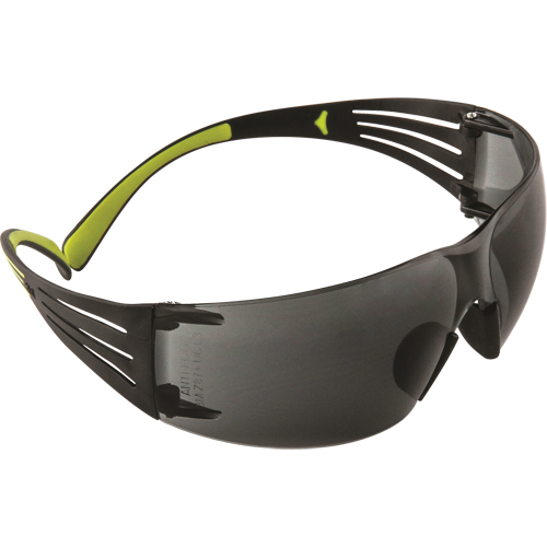 Lunettes de s&eacute;curit&eacute; SecureFit s&eacute;rie 400, Lentille Grise/fum&eacute;e, Antibu&eacute;e/Anti-&eacute;gratignures, ANSI Z87+/R&eacute;pond ou surpasse la norme CSA Z94.3 NTL Industrial