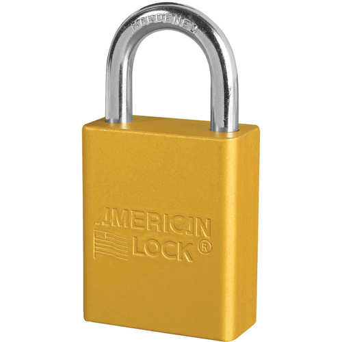 Cadenas de s&eacute;curit&eacute; American Lock, Jaune, Cl&eacute;s identiques, Aluminium, Largeur de 1-1/2" NTL Industrial
