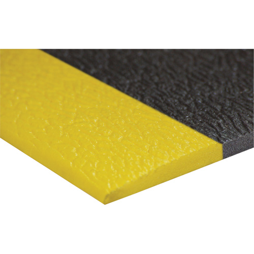 Tapis antifatigue Airsoft, Rugueux, 3' x 5' x 3/8", Noir/Jaune, &eacute;ponge en PVC NTL Industrial