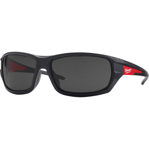 Lunettes de s&eacute;curit&eacute; performantes, Lentille Fum&eacute;e, Antibu&eacute;e/Anti-&eacute;gratignures, ANSI Z87+/R&eacute;pond ou surpasse la norme CSA Z94.3 NTL Industrial