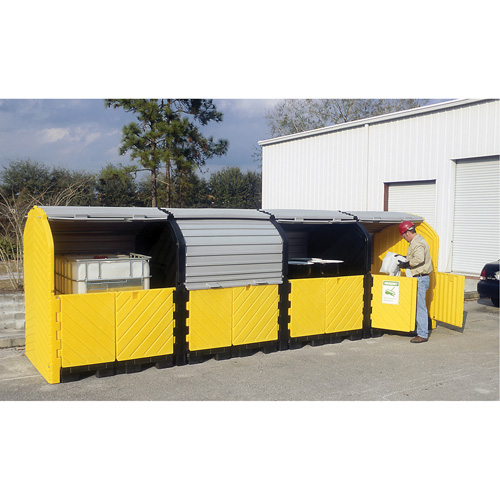 P16 Plus Ultra-Hard Top Spill Pallets sans drain, 250" lo x 79" la x 62" h, Capacit&eacute; de charge 9000 lb NTL Industrial