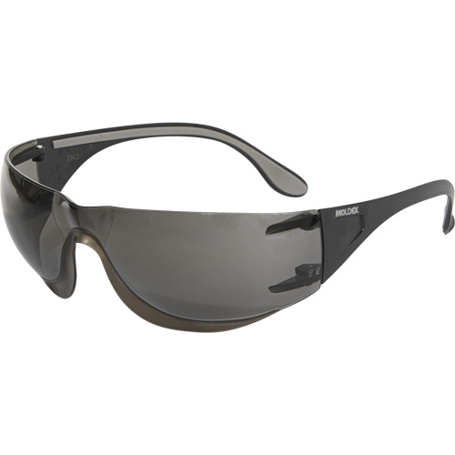 Lunettes de s&eacute;curit&eacute; Adapt, Lentille Fum&eacute;e, Antibu&eacute;e/Anti-&eacute;gratignures, ANSI Z87+/R&eacute;pond ou surpasse la norme CSA Z94.3 NTL Industrial