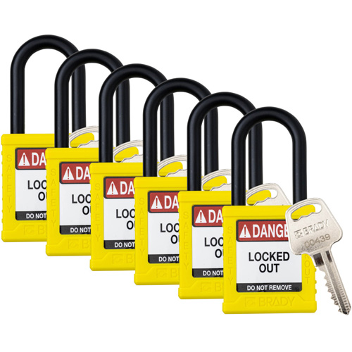 Cadenas de verrouillage Velocity, Jaune, Cl&eacute;s identiques, Nylon, Largeur de 1-1/2" NTL Industrial