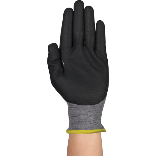 Gants r&eacute;sistants &agrave; la coupe HYFLEX 11-584, Taille 6/T-petit, Calibre 21, Rev&ecirc;tement Mousse de nitrile, Enveloppe en PEHP/Intercept, ASTM ANSI niveau A6/EN 388 niveau F NTL Industrial