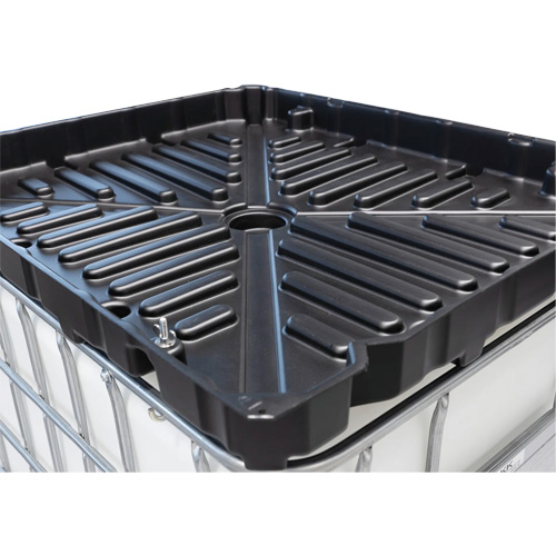 Pleine grandeur 30 gal. Entonnoir en poly&eacute;thyl&egrave;ne r&eacute;sistant aux produits chimiques NTL Industrial