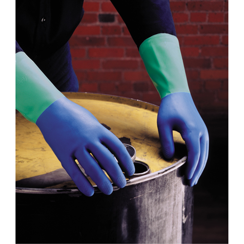 Gants Protector, Taille 6/Petit/6,5, 13" lo, Nitrile/Latex de caoutchouc, Doublure en Ouat&eacute;e, 28 mils NTL Industrial