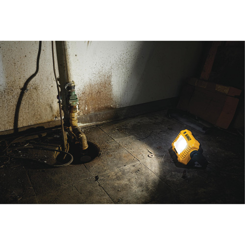12V/20V Max Compact Task Light, LED, 2000 Lumens NTL Industrial