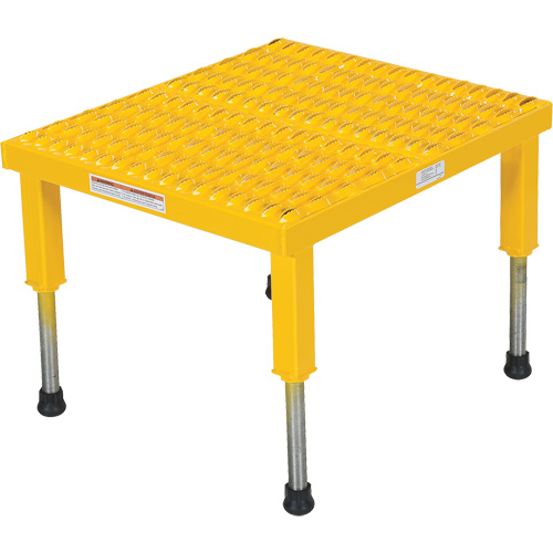 Plate-forme ajustable Step-Mate, 1 marche(s), 23-1/2" la x 19-9/16" lo x 16-1/2" h, Capacit&eacute; 500 lb NTL Industrial