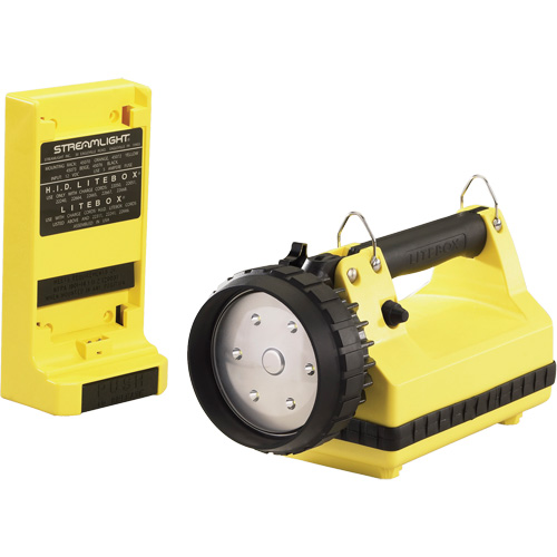 Lanterne avec syst&egrave;me de montage pour v&eacute;hicule E-Flood LiteBox, DEL, 615 lumens, 8 hres de fonctionnement, piles Rechargeable, Compris NTL Industrial