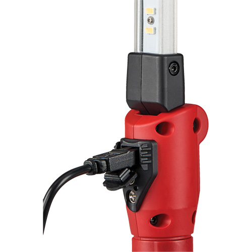 Strion&reg; SwitchBlade&reg; Compact Work Light, LED, 500 Lumens NTL Industrial