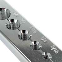 Trousse d'outils d'&eacute;vasement double SAE de 7 morceaux avec coffret moul&eacute; par soufflage NTL Industrial