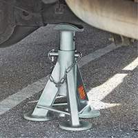 Chandelles d'essieu de type montant, Capacit&eacute; de 5 tonnes, 10" - 17-1/4" h NTL Industrial
