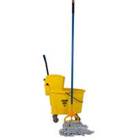 Ensemble de vadrouille & seau pour la finition de plancher avec t&ecirc;te de vadrouille &agrave; rayures de 16 oz, Pression lat&eacute;rale, 8,75 gal. US (35 pintes), Jaune NTL Industrial