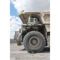 Yellow Jacket&reg; Extreme Crossover Cable Protector, 2 Channels, 35.75" L x 42.125" W x 5.125" H NTL Industrial