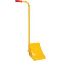 Ice Chock with Ergonomic Handle, Steel, Yellow, 8-1/16" W x 10-5/8" D x 8-13/16" H NTL Industrial