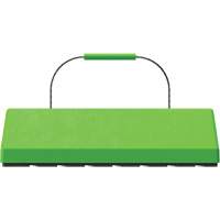 Cale de roue pour avion Checkers Safety SafeRay avec poign&eacute;e &agrave; c&acirc;ble & patin en caoutchouc, Ur&eacute;thane, Vert fluorescent, 24" la x 8" p x 6" h NTL Industrial