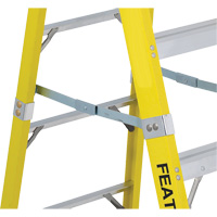 Industrial Heavy-Duty Stepladders (6400 Series), 4', Fibreglass, 300 lbs. Capacity, Type 1A NTL Industrial