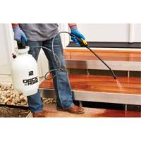 Deck & Home™ Universal Sprayer, 2 gal. (9 L), Polyethylene, 15" Wand NO293 | NTL Industrial