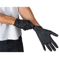 Emballages de gants jetables pour machine distributrice, Petit, Nitrile, 5 mils, Sans poudre, Noir, Classe 2 NTL Industrial