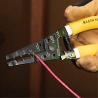 Pince &agrave; d&eacute;nuder/coupe-c&acirc;bles double NM Klein-Kurve&reg;, 8" NTL Industrial
