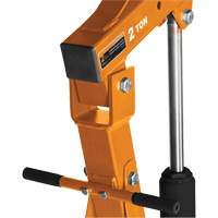 Grue escamotable pour moteur — Strongarm NTL Industrial