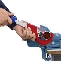 Coupe-tubes KNIPEX TubiX&reg; XL 10-1/4", Capacit&eacute; de 5/64"- 3" NTL Industrial