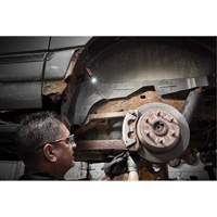 Lampe de poche de tous les jours avec aimant, DEL, 500 lumens, Piles Rechargeable NTL Industrial